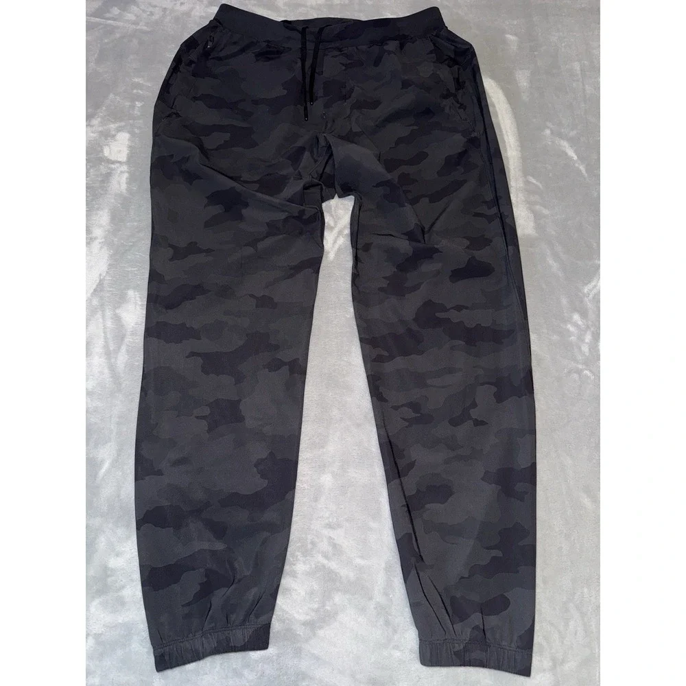 Lululemon Surge Joggers L Heritage Camo Black Athleisure Running Gorpcore Sporty